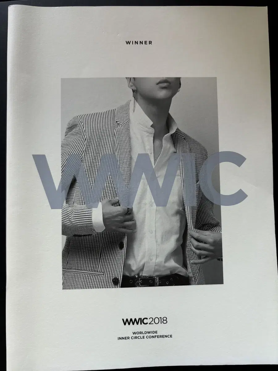 위너 WWIC 강승윤 개인 화보집